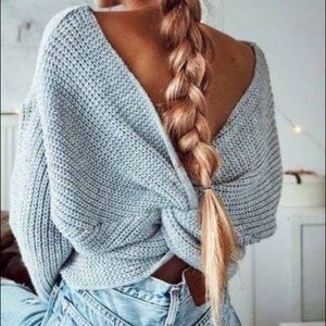 NWT ✨LAST ONE✨Reversible Gray Twist Sweater